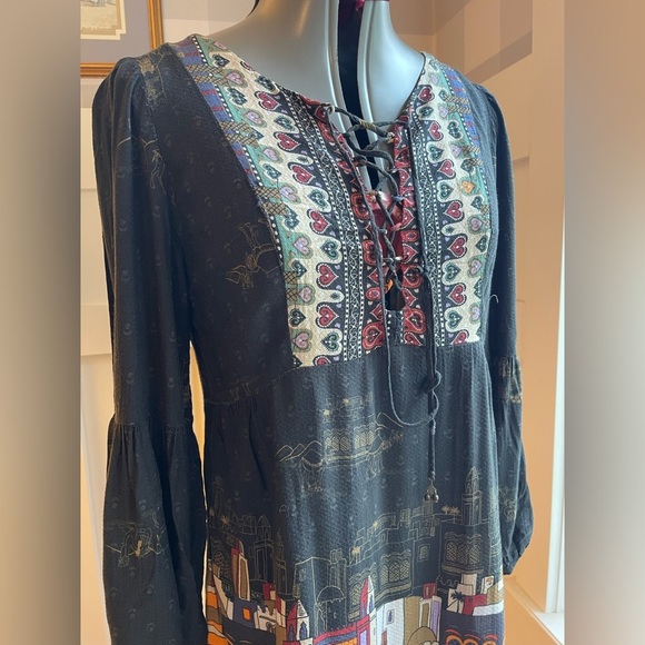 FARM Rio Black Dress with Multicolor City Print Size Small - Picture 4 of 9